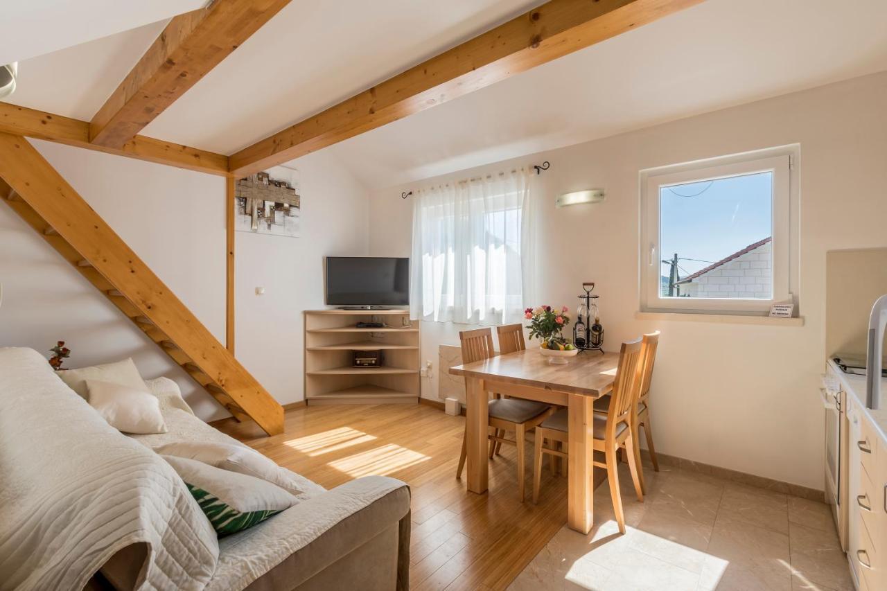 Villa Loza - Resort Moja Stina Seoca Kültér fotó