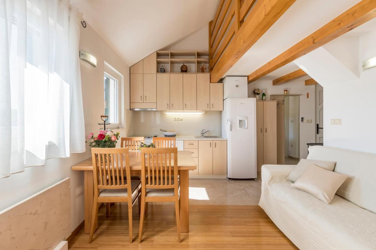 Villa Loza - Resort Moja Stina Seoca Kültér fotó