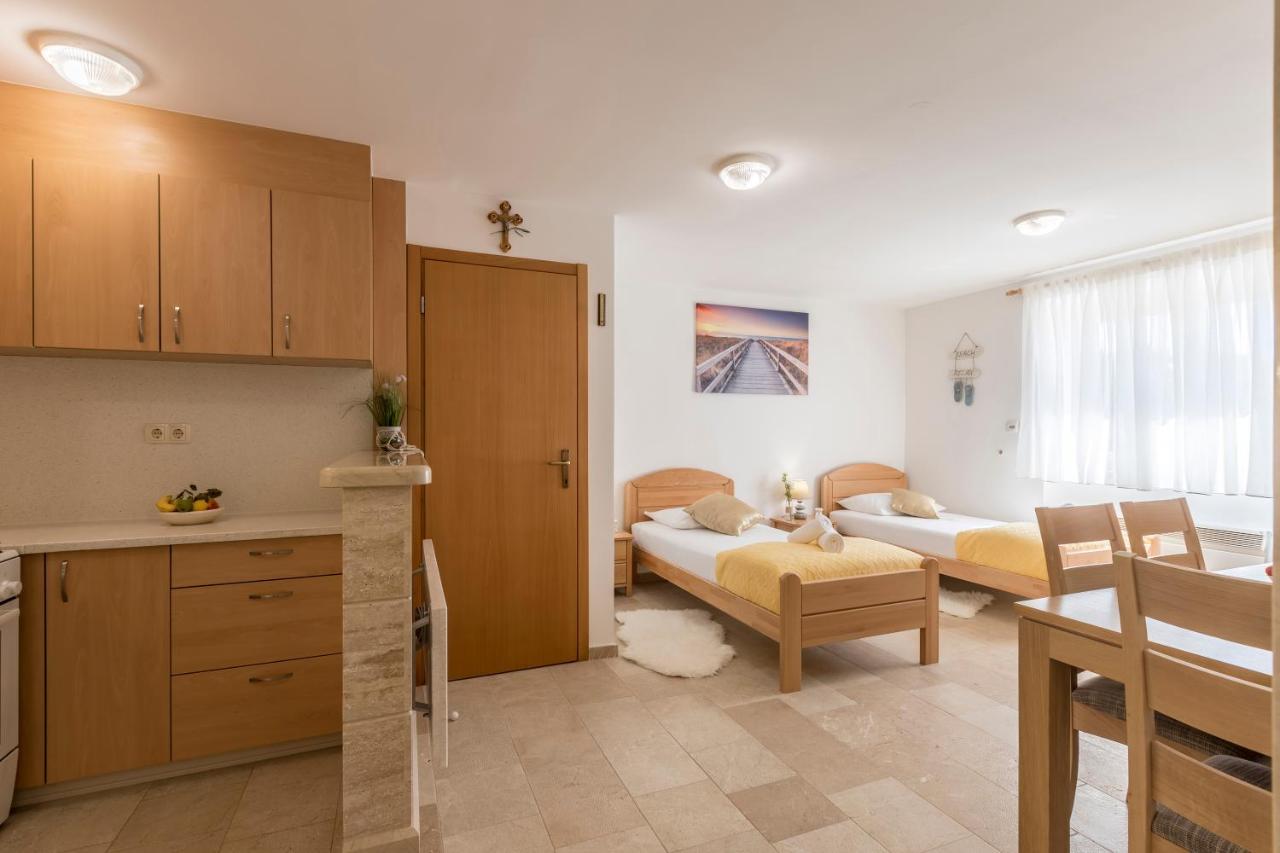 Villa Loza - Resort Moja Stina Seoca Kültér fotó